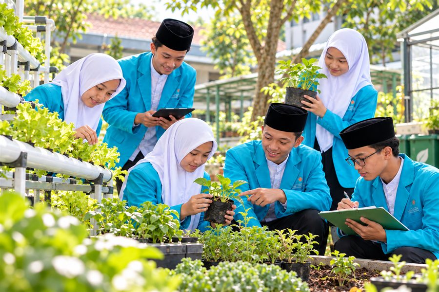 Program Ekologi dan Lingkungan Eco-SaintekMU
